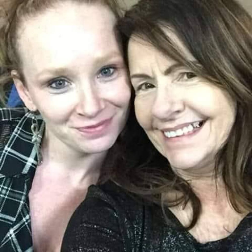 Meet your Posher, Adena